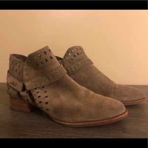 Vince Camuto Calley Bootie
